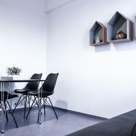 Au44 Hostel Селфос Екстериор снимка