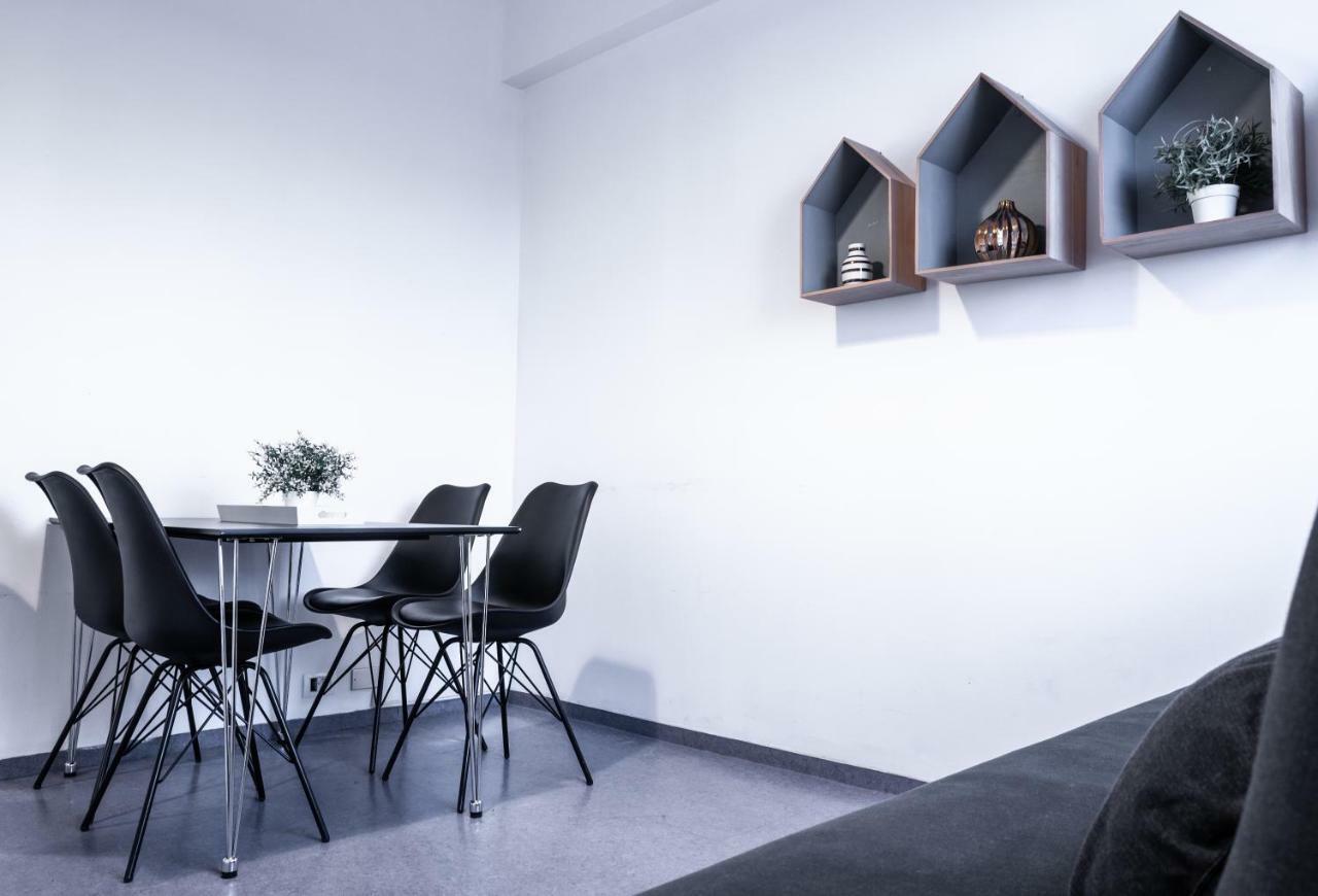 Au44 Hostel Селфос Екстериор снимка