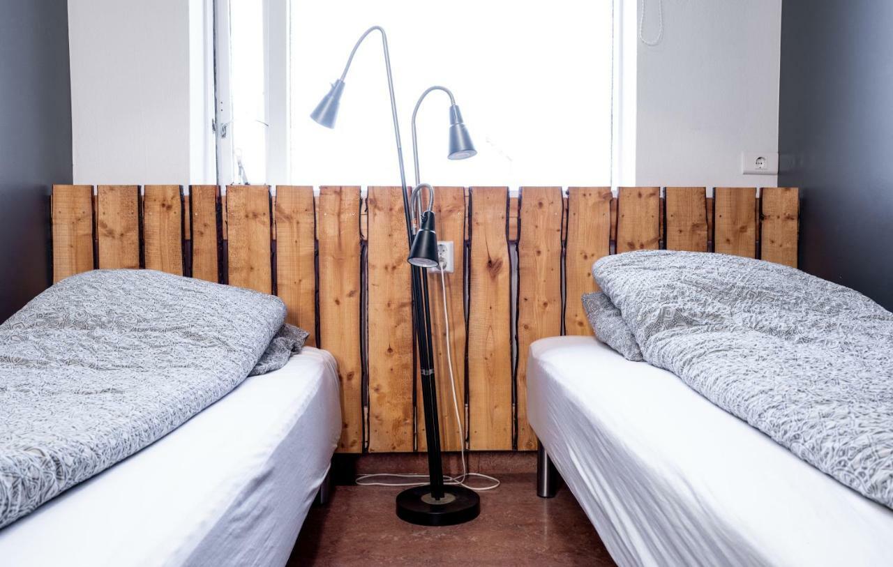 Au44 Hostel Селфос Екстериор снимка