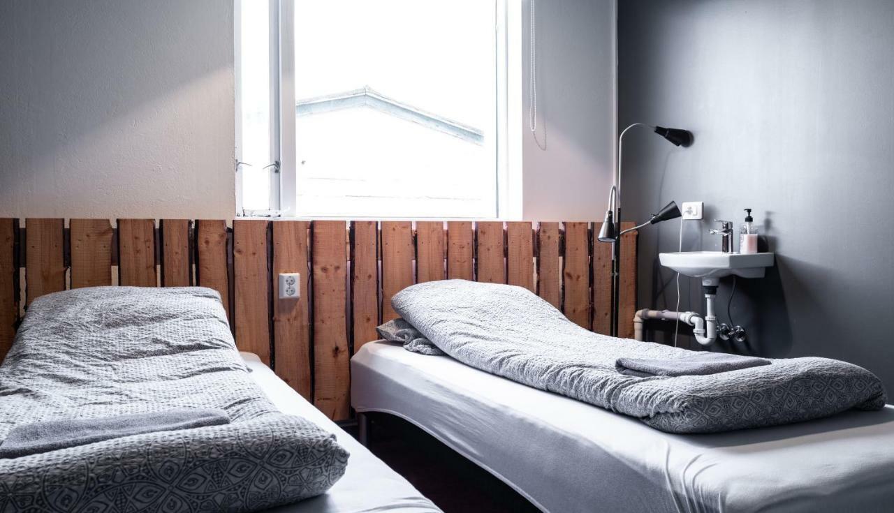 Au44 Hostel Селфос Екстериор снимка