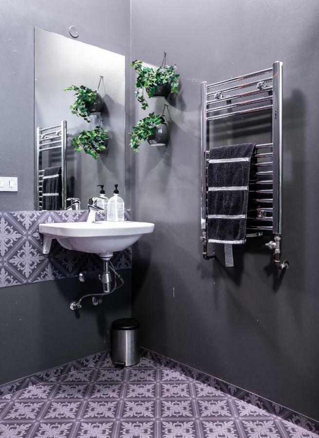 Au44 Hostel Селфос Екстериор снимка
