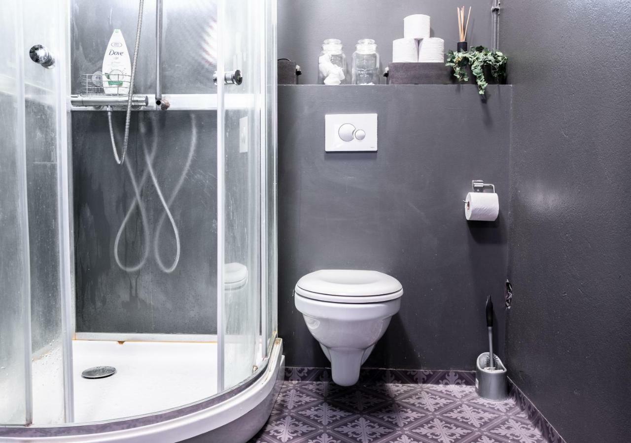 Au44 Hostel Селфос Екстериор снимка